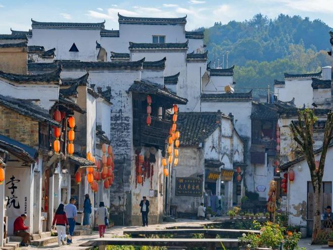 天带娃来江西亲子共探秘境畅享赣鄱方案瓦力游戏试玩江西5天4晚报团游：五(图2)